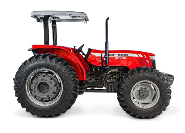 Tractor Massey Ferguson en campo agrícola